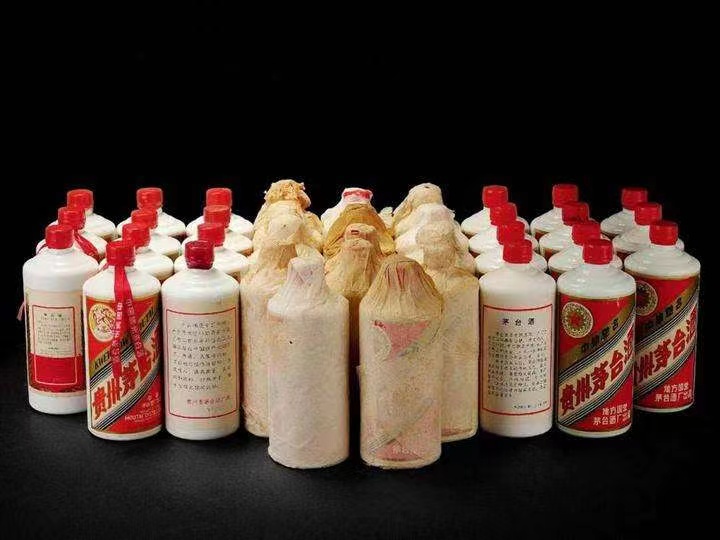 伊宁市日照岚山回收酒价格哪里回收(附近上门回收茅台酒）?